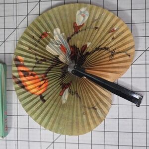 Chinese Paper Folding Hand Fan W/Metal Handle, Vintage Mid-Century, 14 of 25